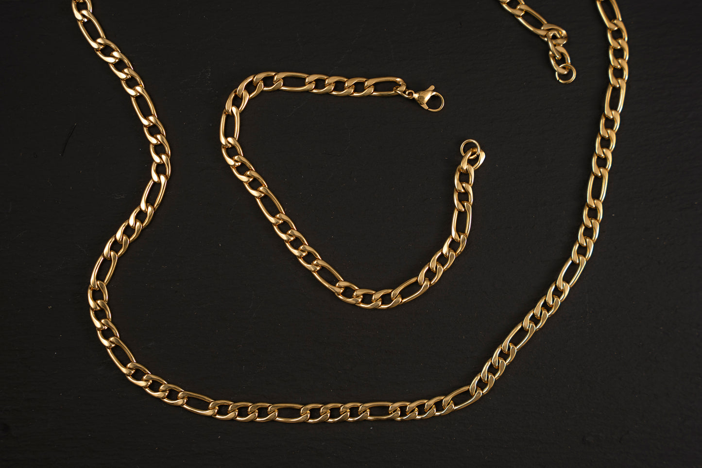 Set de acero Cartier dorado 9 mm