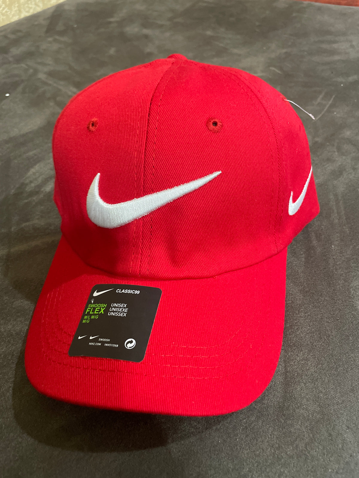 Gorra Nike rojo