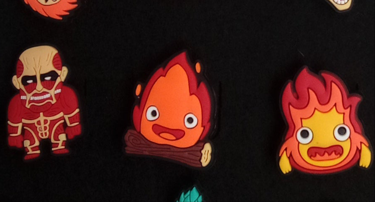 Pin Croks Attack on Titan