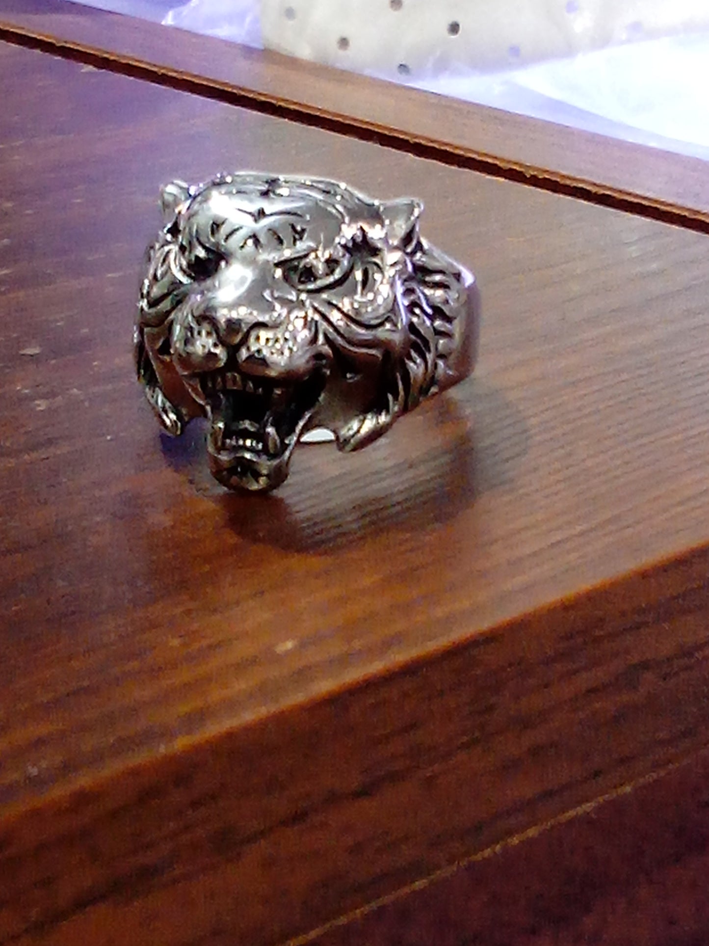 Anillo de acero Tigre