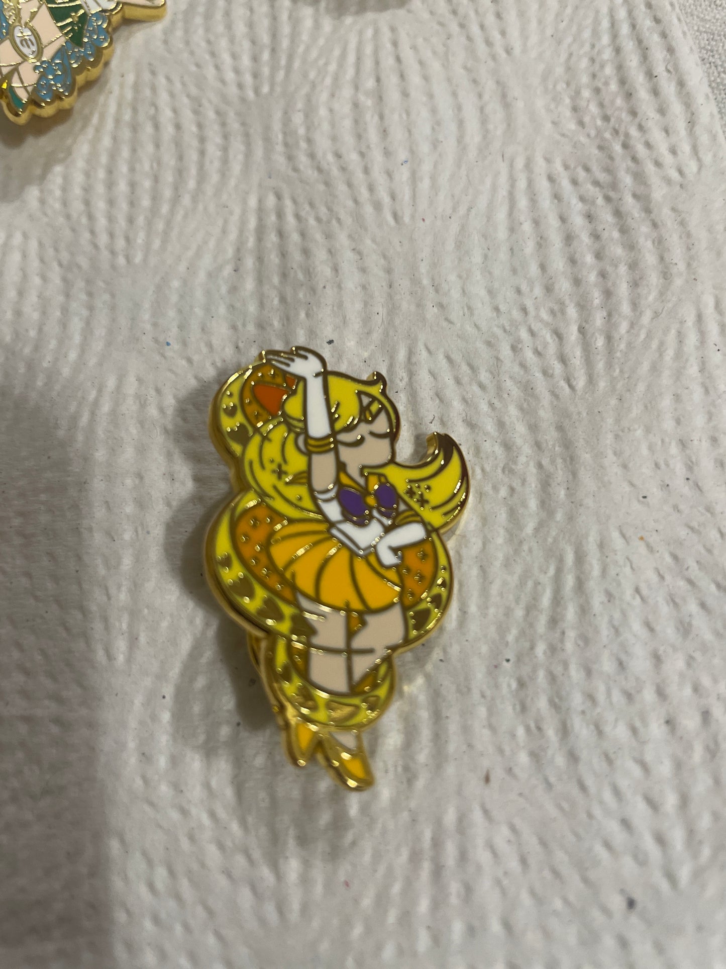 Pin Sailor Moon