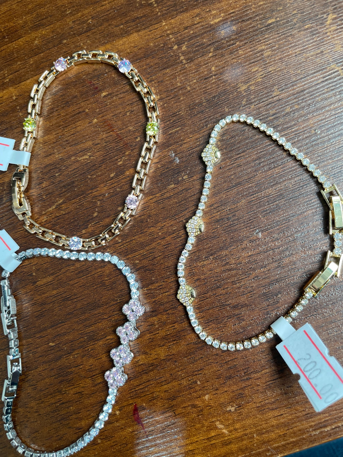 Pulsera de Zamak cierre elegante