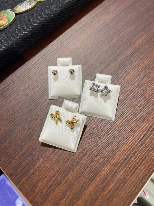 Aretes de Broquel