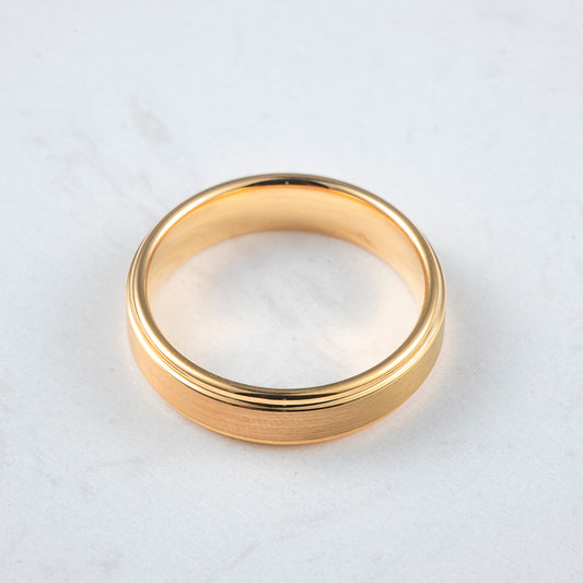 Anillo Tungsteno dorado matte