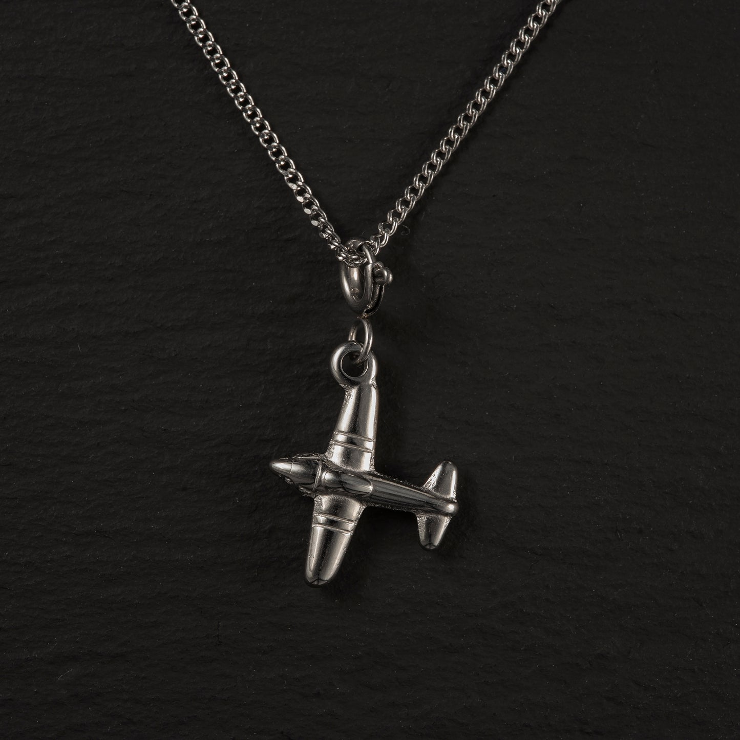 Dije acero avión