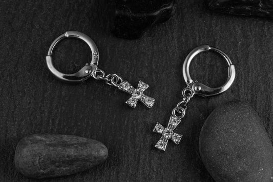 Argollas de Zamak cruz colgante