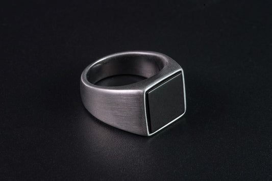 Anillo Onix Cuadrado hombre
