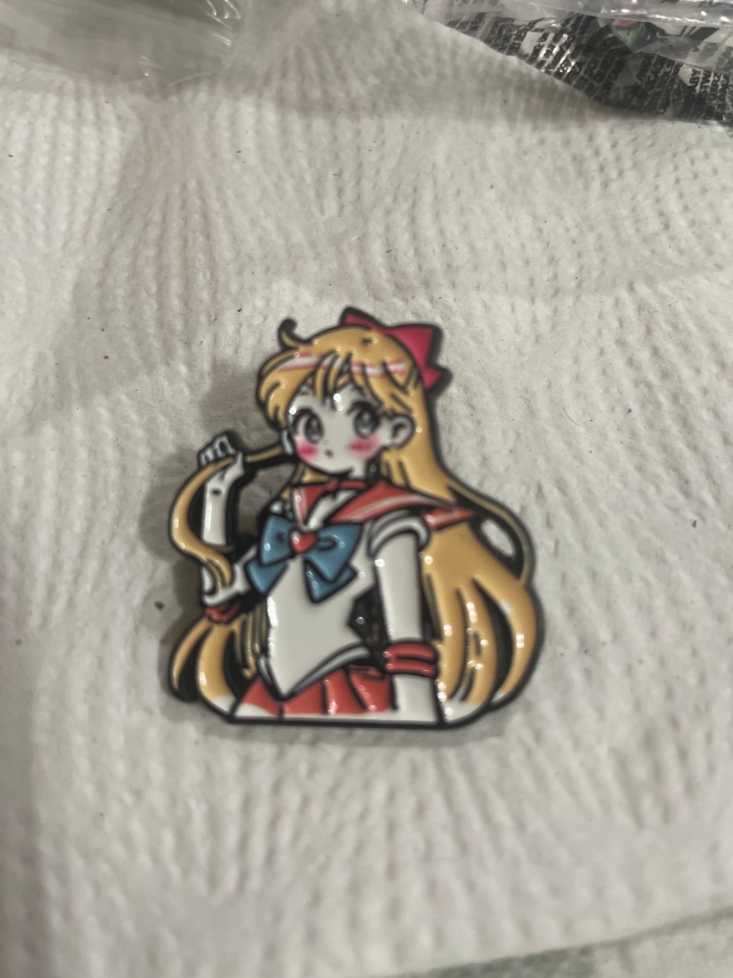 Pin Sailor Venus