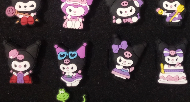 Pin Croks Hello Kitty y sus Amigos