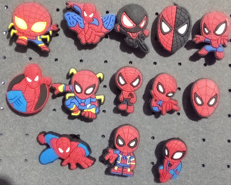 Pin Croks Spider-Man
