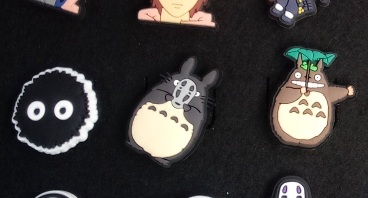 Pin Croks Mi Vecino Totoro