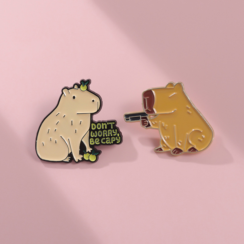 Pin Capibara armado