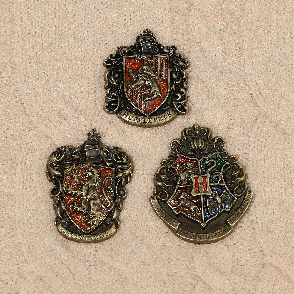 Pin Escudo casa Gryffindor