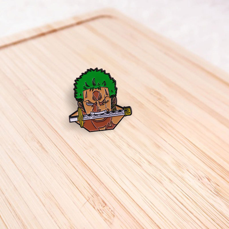 Pin Roronoa Zoro, One Piece