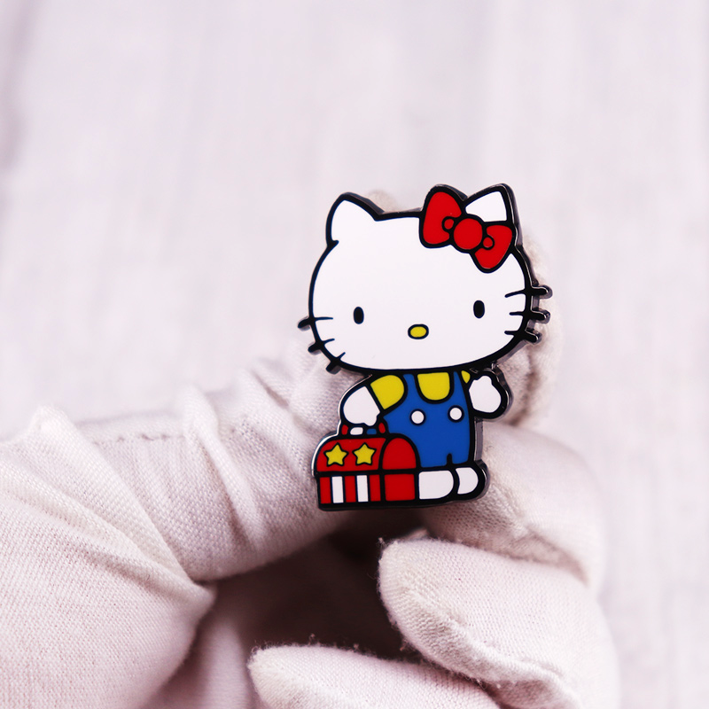 Pin Hello Kitty