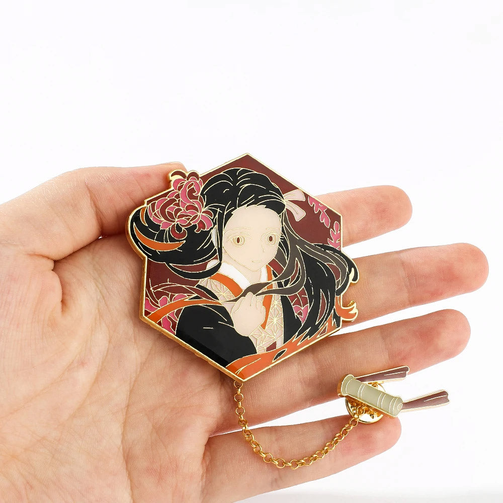 Pin Nezuko Kamado - Demon Slayer doble