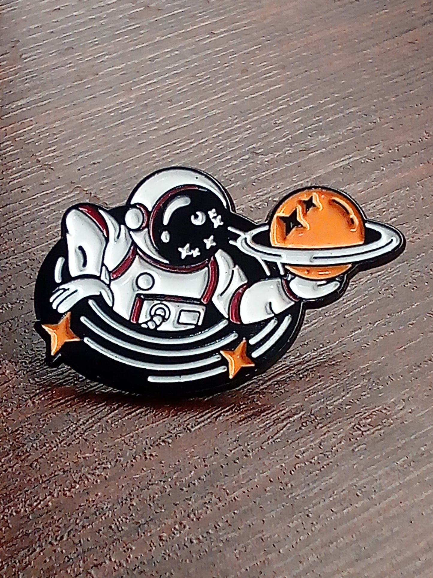 Pin Astronauta Saturno