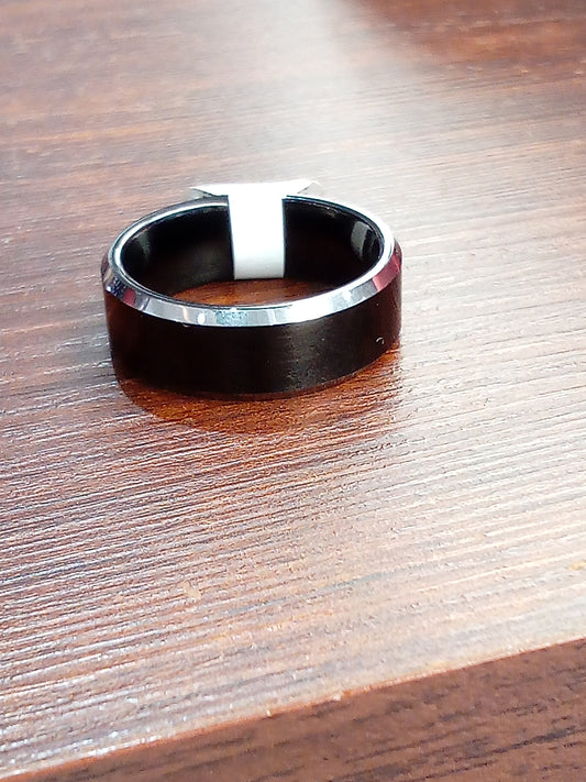 Anillo Tungsteno Biselado Negro y plateado