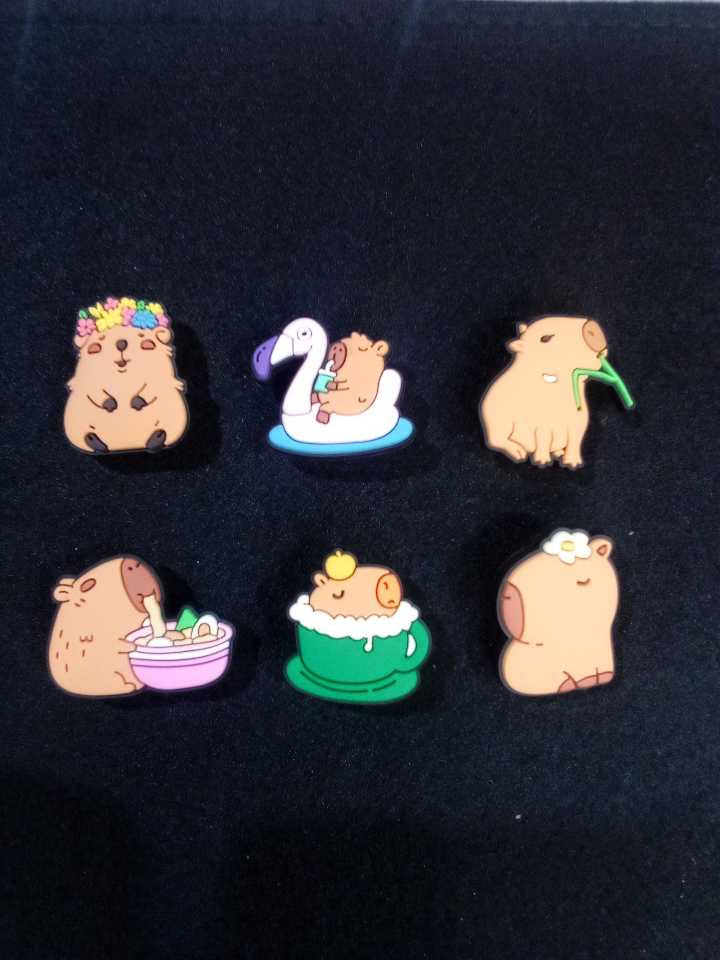 Pin Croks Capibara